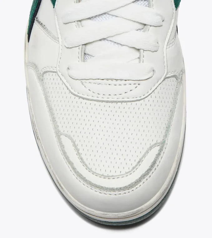 B.560 Gebrauchte Heritage-Ledersneaker