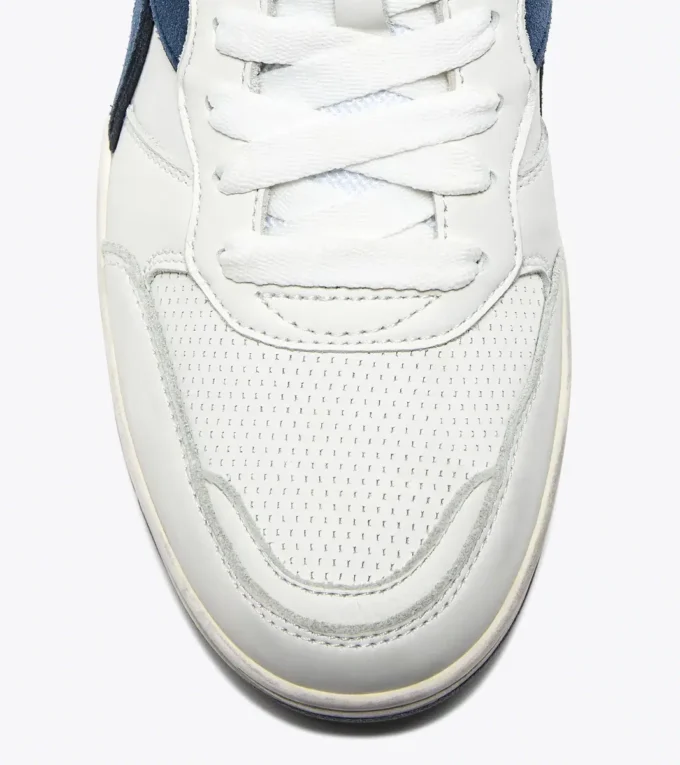 B.560 Gebrauchte Heritage-Ledersneaker