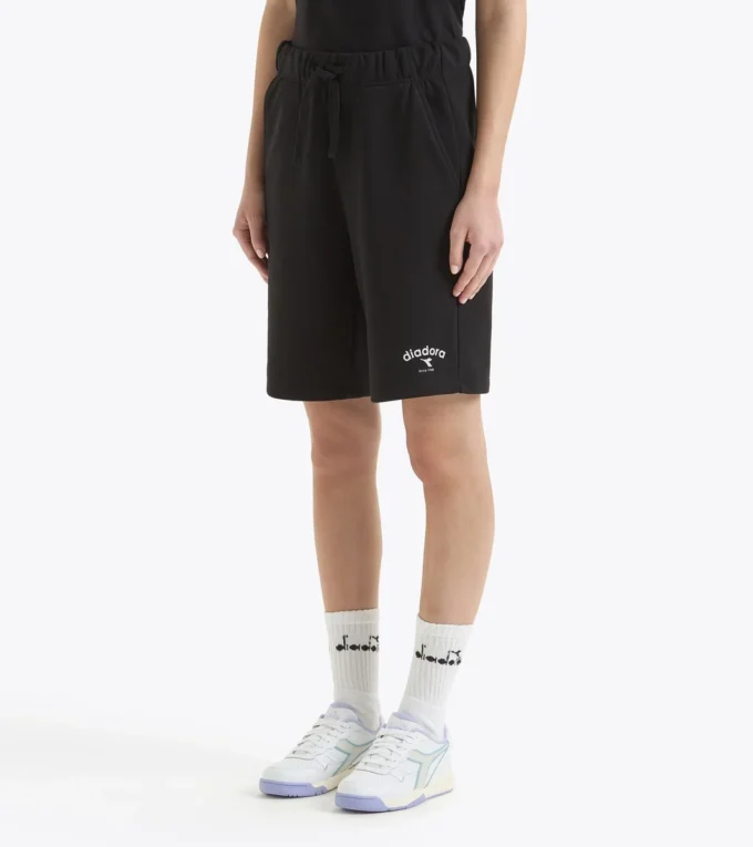 Bermuda Athl. Logo Bermudashorts aus French Terry-Baumwolle – geschlechtsneutral