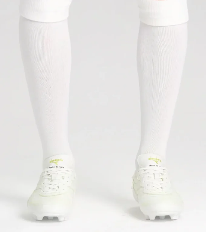 Brasil Next40 Ita Mdpu Umweltfreundliche Fußballschuhe für festen Boden