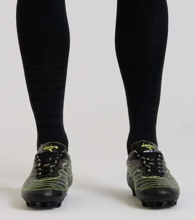 Brasil Next40 Ita Mdpu Umweltfreundliche Fußballschuhe für festen Boden