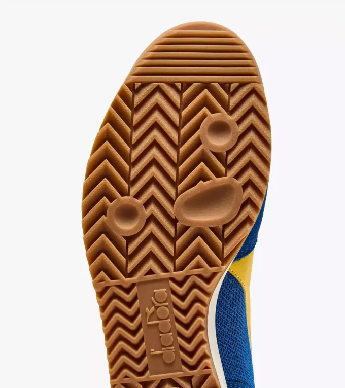 Cross Low-Profile-Sneaker aus Wildleder Cross Low-Profile-Sneaker aus Wildleder