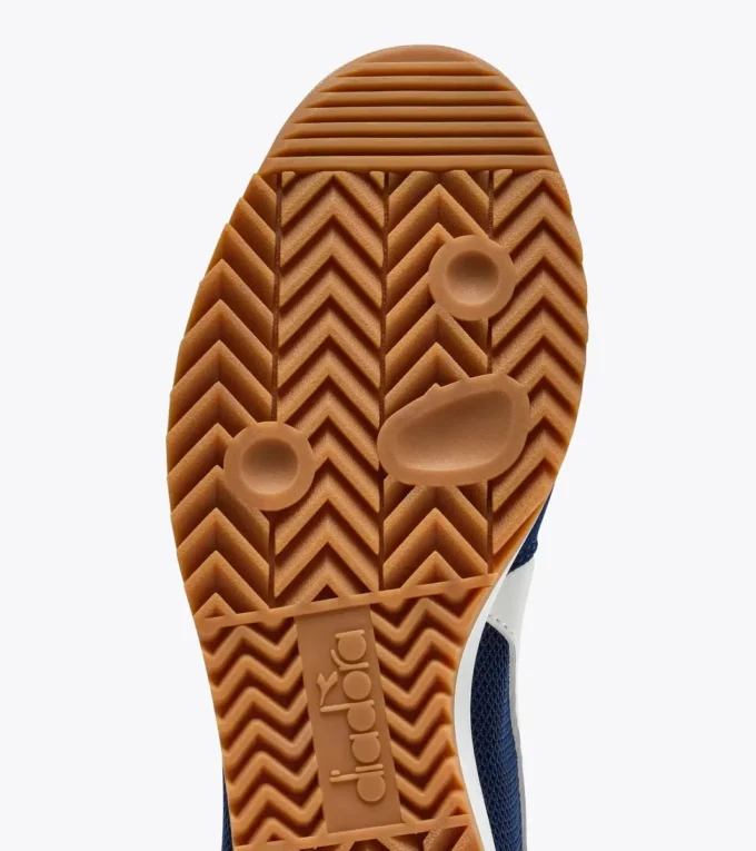 Cross Low-Profile-Sneaker aus Wildleder