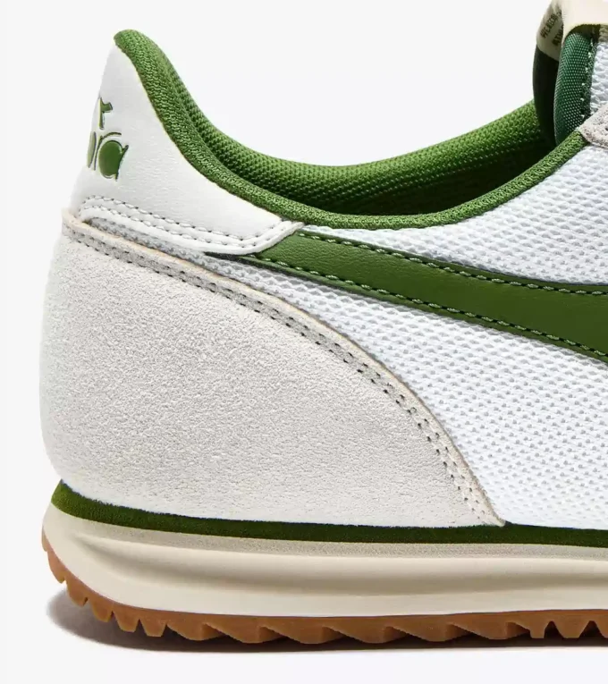 Cross Low-Profile-Sneaker aus Wildleder