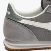 Cross Low-Profile-Sneaker aus Wildleder