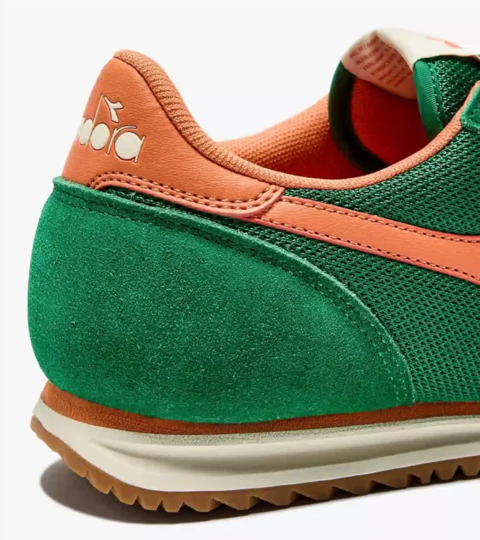 Cross Low-Profile-Sneaker aus Wildleder Cross Low-Profile-Sneaker aus Wildleder