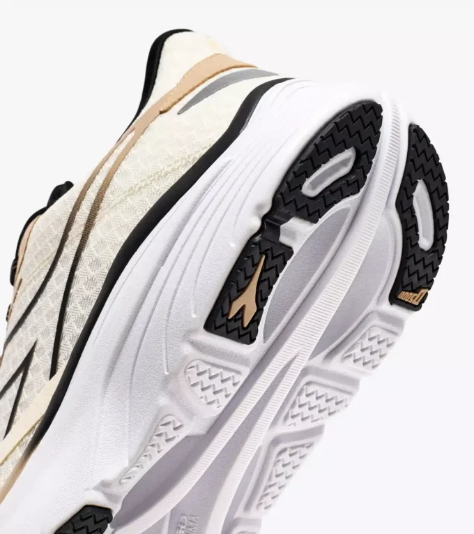 Equipe Nucleo Laufschuhe