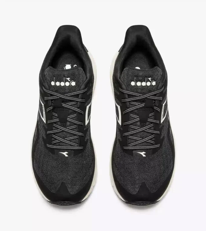 Equipe Nucleo Laufschuhe