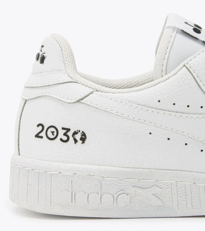 Game L Low 2030 Sportliche Sneakers – Unisex Game L Low 2030 Sportliche Sneakers – Unisex