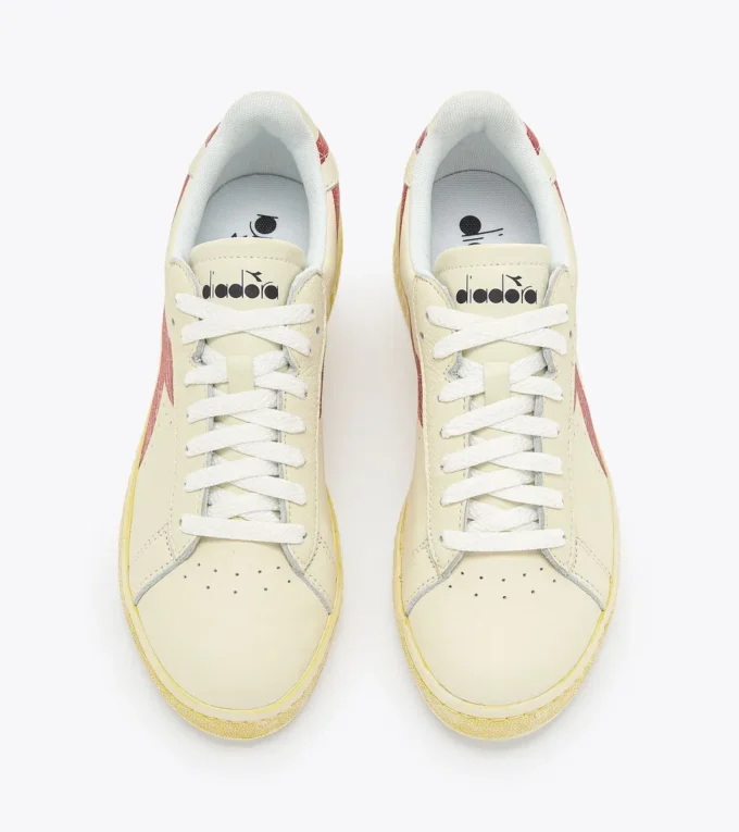 Game L Low Retro Sportliche Sneakers – Unisex Game L Low Retro Sportliche Sneakers – Unisex