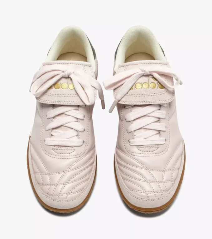 Gold Indoor Metal Terrace-Style-Sneaker aus Leder