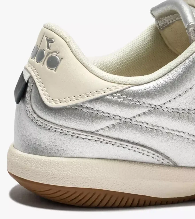 Goldfarbene Indoor Metallic Terrace Sneakers aus laminiertem Leder