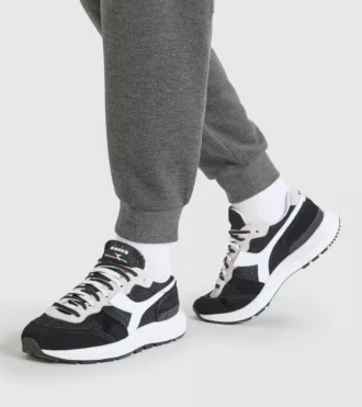 Kmaro 42 Suede Mesh Sportschuhe – Unisex