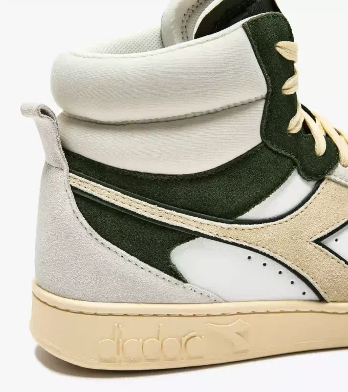 Magic Basket Mid Suede Sportliche Sneaker – Geschlechtsneutral