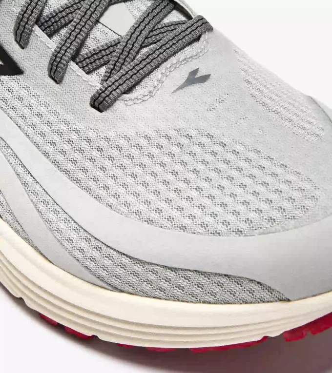 Mythos Blushield 9 Vortice Laufschuh – Dämpfung und Schutz