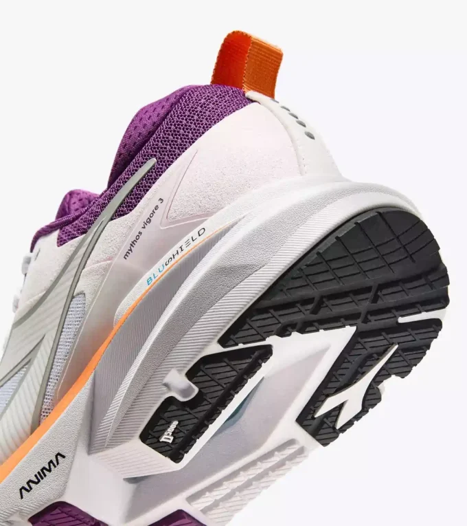 Mythos Blushield Vigore 3 W Laufschuh – Stabilität und Schutz