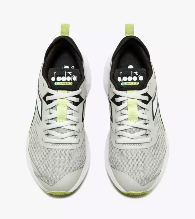 Mythos Blushield Vigore 3 W Laufschuh – Stabilität und Schutz