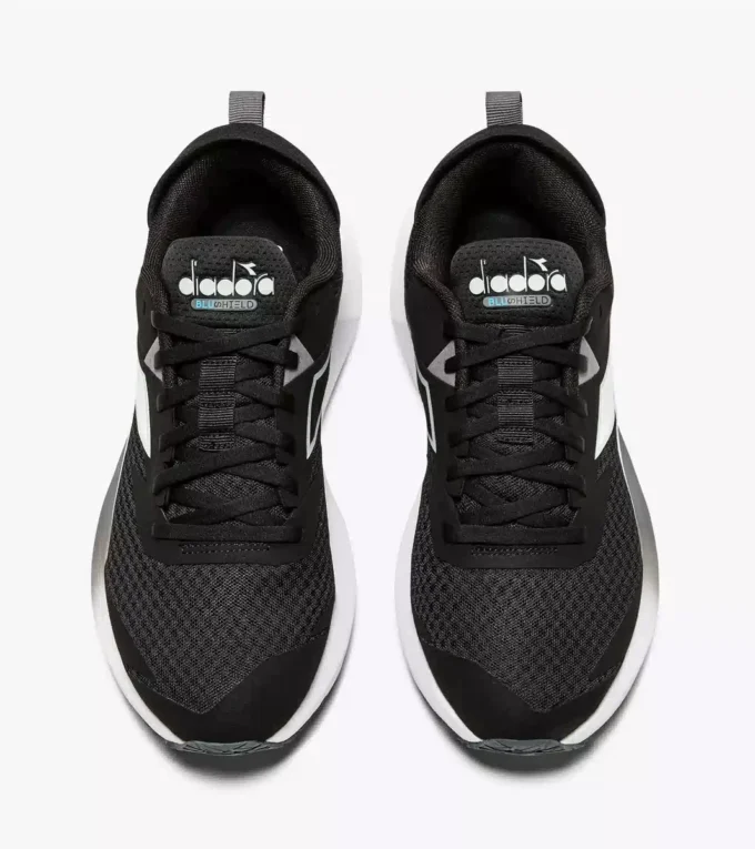 Mythos Blushield Vigore 3 Wide Laufschuh mit breiter Passform – Stabilität und Schutz