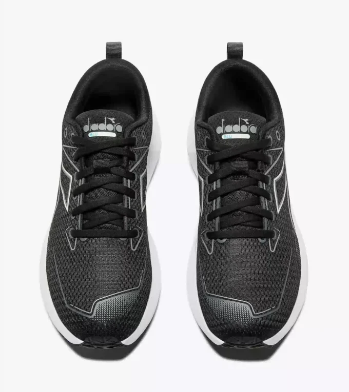 Mythos Blushield Vigore 4 Laufschuh – Stabilität und Schutz