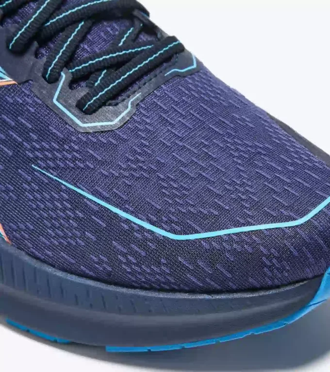 Mythos Blushield Volo 5 Laufschuh – Stabilität und Leichtigkeit Mythos Blushield Volo 5 Laufschuh – Stabilität und Leichtigkeit