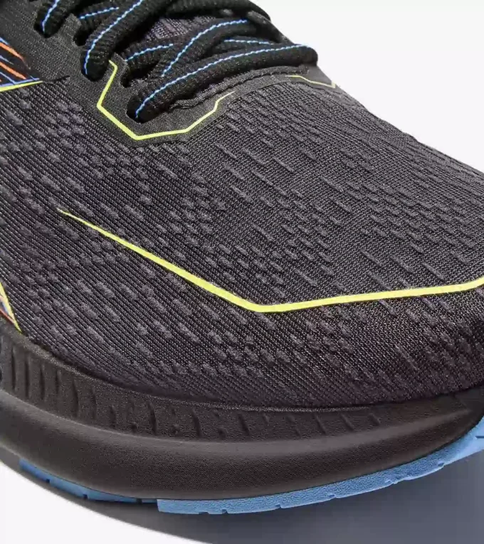 Mythos Blushield Volo 5 Laufschuh – Stabilität und Leichtigkeit Mythos Blushield Volo 5 Laufschuh – Stabilität und Leichtigkeit