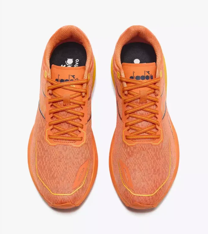 Mythos Blushield Volo 5 Laufschuh – Stabilität und Leichtigkeit