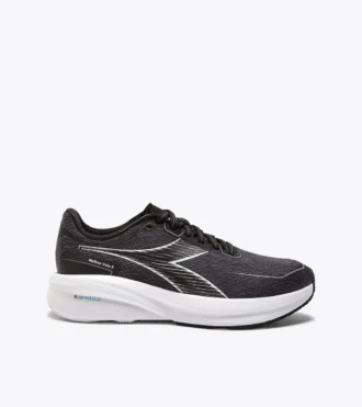 Mythos Blushield Volo 5 W Laufschuh – Stabilität und Leichtigkeit