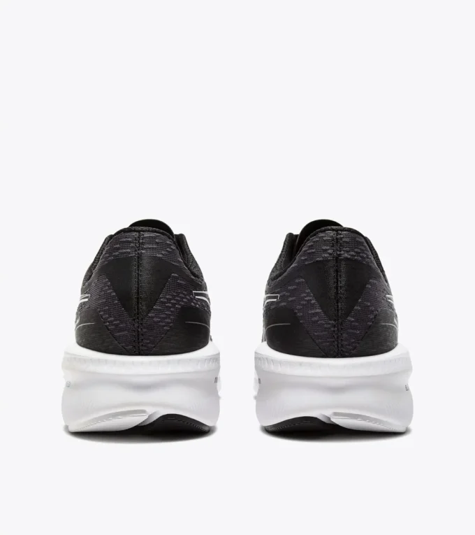 Mythos Blushield Volo 5 W Laufschuh – Stabilität und Leichtigkeit