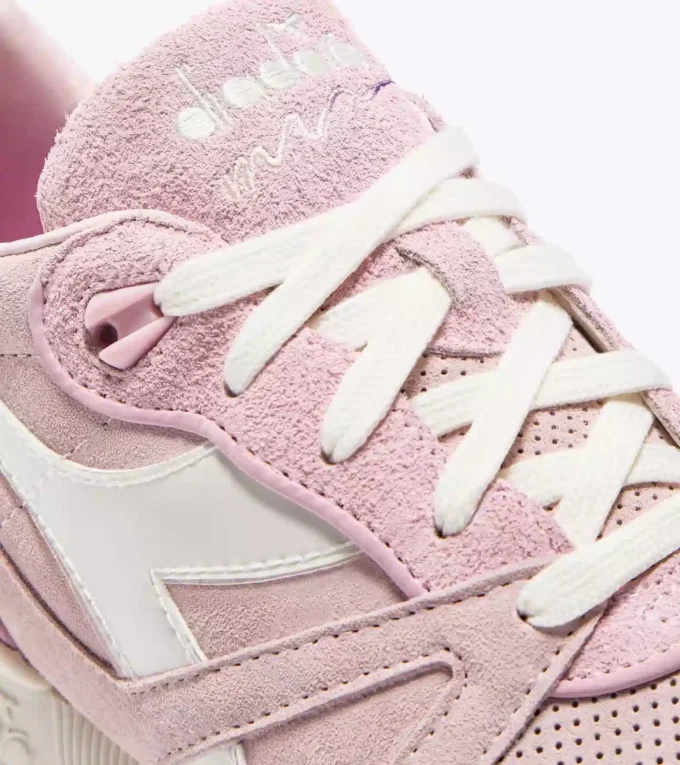 N9000 Arcade Sports Sneakers