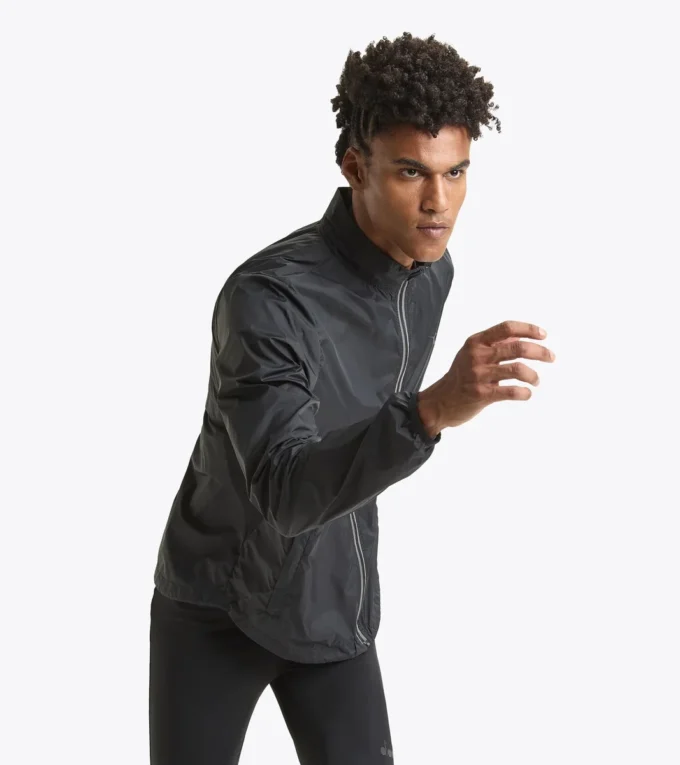 Packbare Windjacke Winddichte, faltbare Jacke Packbare Windjacke Winddichte, faltbare Jacke