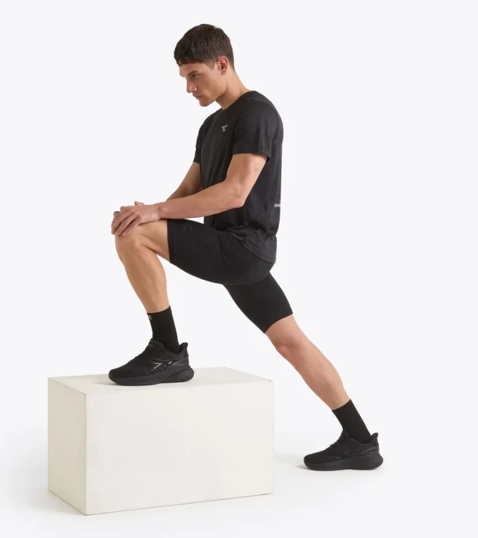 Stratouno Half-Tight Technische Shorts für Temperaturregulierung – Laufen