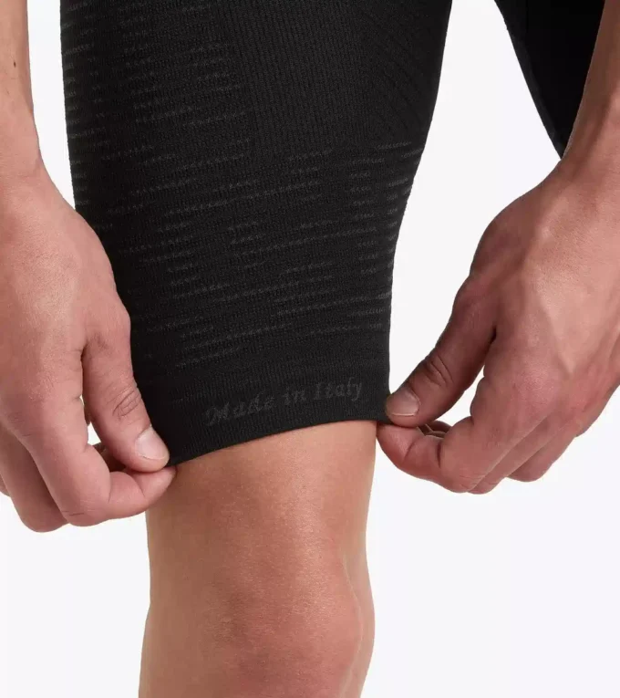 Stratouno Half-Tight Technische Shorts für Temperaturregulierung – Laufen