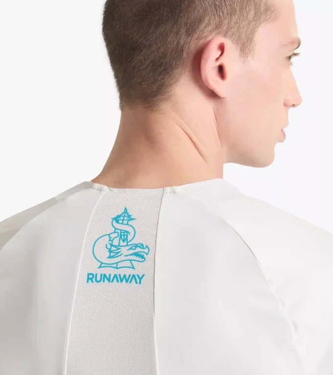 Super Light Ss T-Shirt Runaway Laufshirt Runaway – Leichtes Material