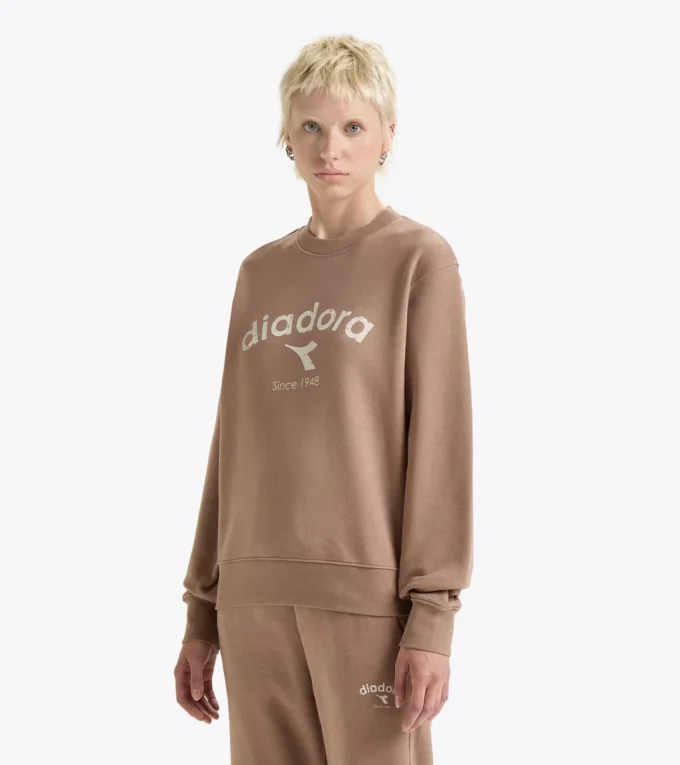Sweatshirt Crew Athl. Logo Sweatshirt mit Rundhalsausschnitt – Unisex Sweatshirt Crew Athl. Logo Sweatshirt mit Rundhalsausschnitt – Unisex