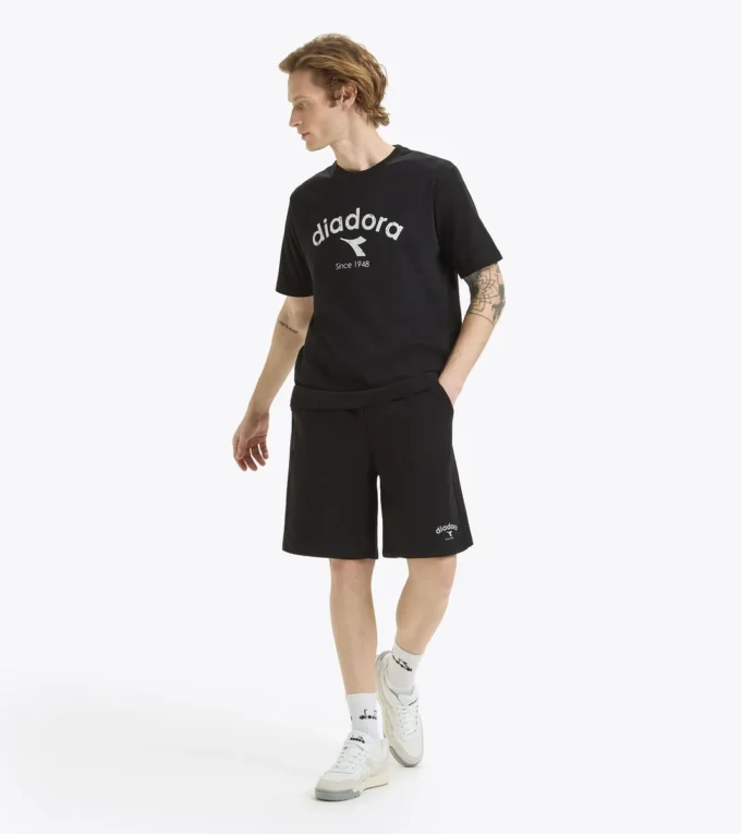 T-Shirt Ss Athl. Logo T-Shirt – geschlechtsneutral T-Shirt Ss Athl. Logo T-Shirt – geschlechtsneutral